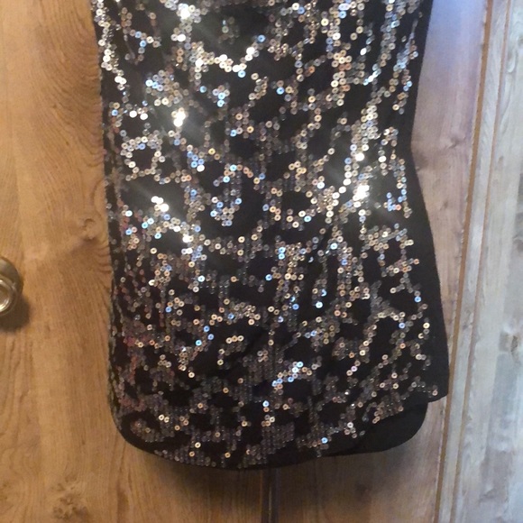 Pretty Silver Sequin Michael Kors Blouse - Picture 6 of 13